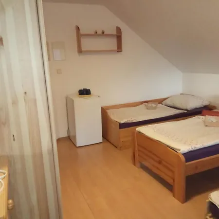 Guest house Strazan