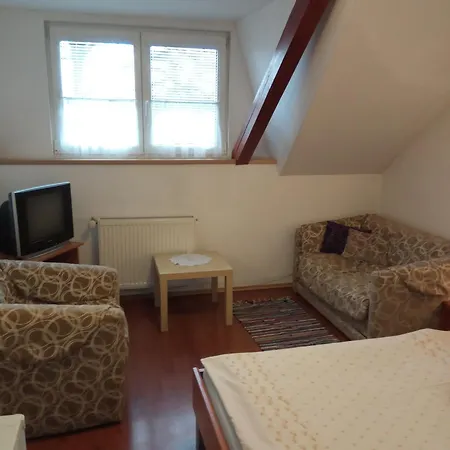 Strazan Guest house